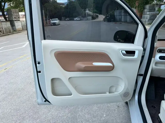 Wuling Hongguang Mini EV — Фото автомобиля 5