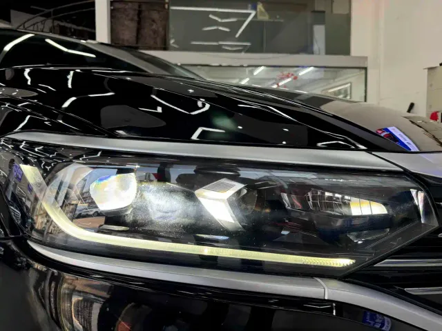 Volkswagen Passat — Фото автомобиля 9