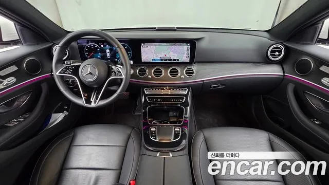 Mercedes-Benz E-Class — Фото автомобиля 8