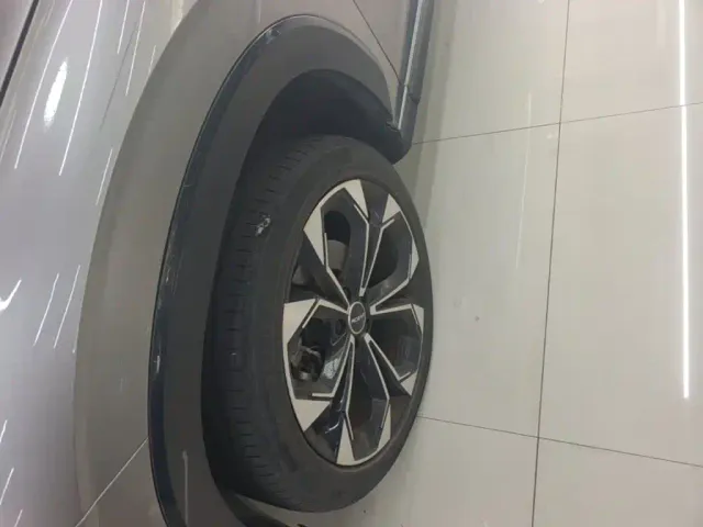 Roewe RX5 — Фото автомобиля 22