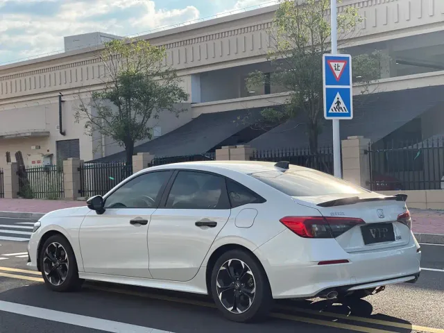 Honda Civic — Фото автомобиля 7