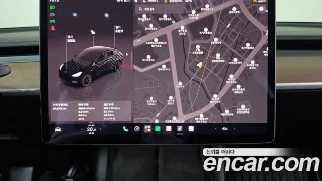 Tesla Model Y — Фото автомобиля 19