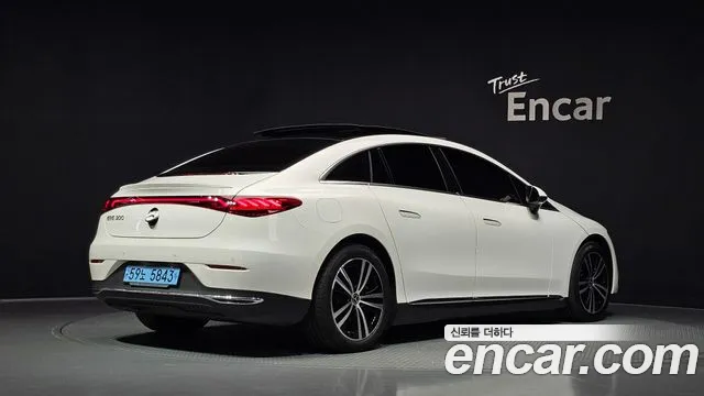 Mercedes-Benz EQE V295 — Фото автомобиля 2