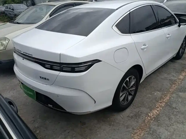 BYD Destroyer 05 — Фото автомобиля 6