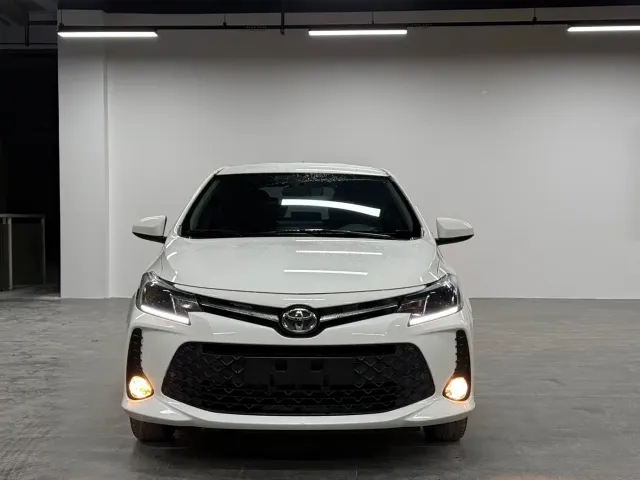 Toyota Vios FS — Фото автомобиля 2