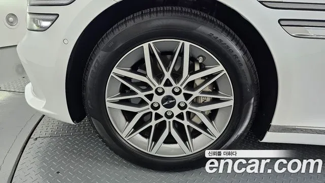 Genesis G80 RG3 — Фото автомобиля 5