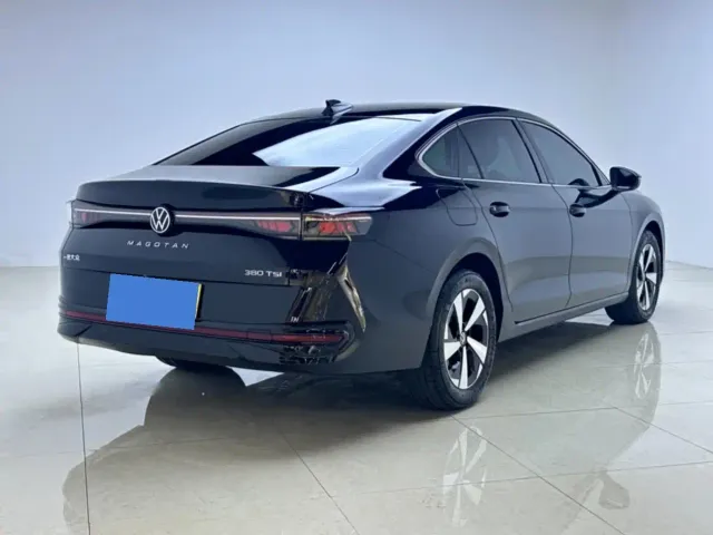 Volkswagen Magotan — Фото автомобиля 7