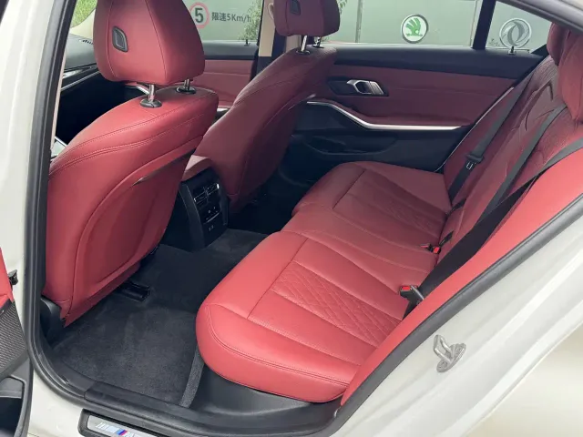 BMW 3 Series — Фото автомобиля 27
