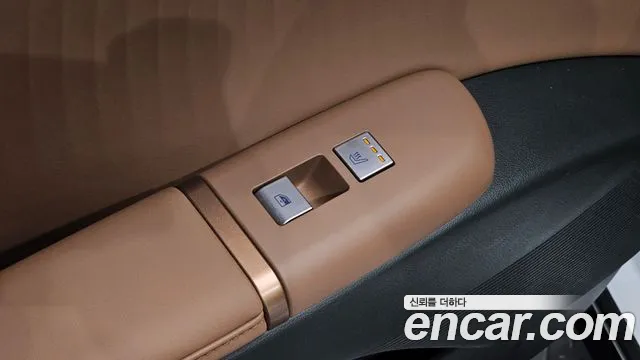 Hyundai Grandeur GN7 — Фото автомобиля 30