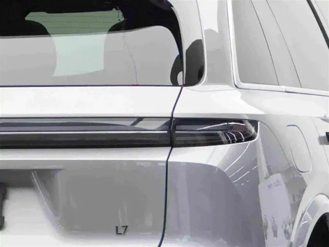 Li Auto L7 — Фото автомобиля 6