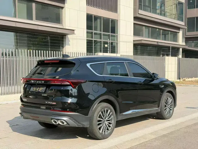 Jetour X70 Plus — Фото автомобиля 6