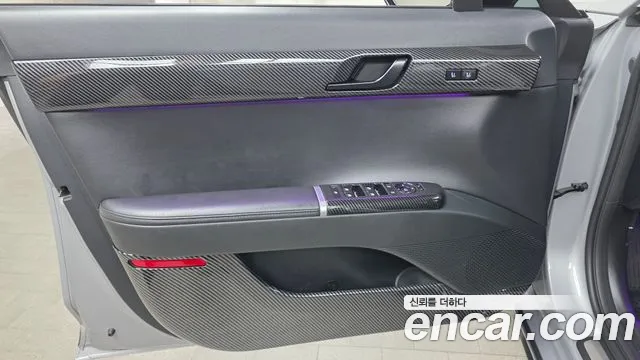 Hyundai Grandeur Grandeur (GN7) 3.5 LPG 2WD (Такси) — Фото автомобиля 23
