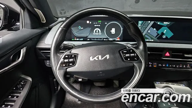 Kia EV6 — Фото автомобиля 14
