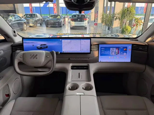 IM Motors LS6 — Фото автомобиля 10