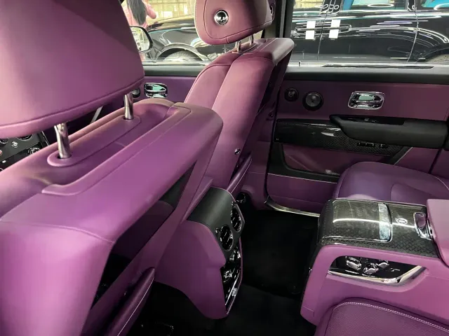 Rolls-Royce Cullinan — Фото автомобиля 22