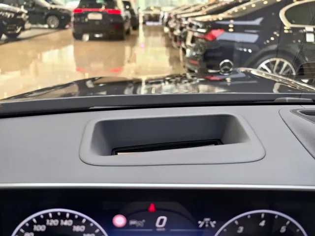 Mercedes-Benz Maybach S-Class — Фото автомобиля 20
