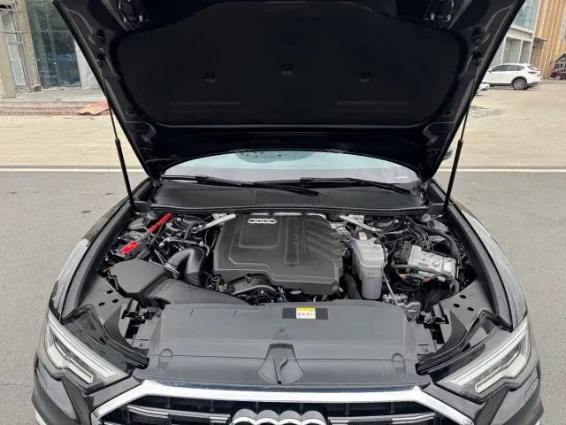 Audi A6L — Фото автомобиля 16