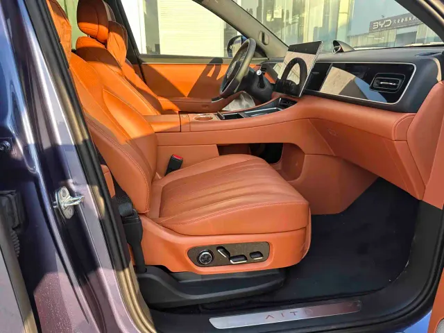Aito M7 — Фото автомобиля 4