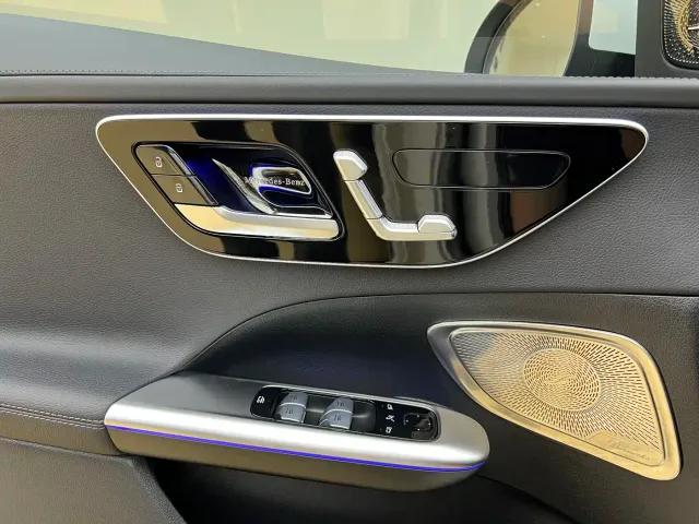 Mercedes-Benz C-Class — Фото автомобиля 8