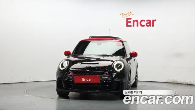 MINI Cooper — Фото автомобиля 3