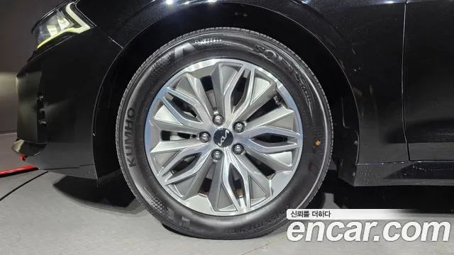 Kia K5 Generation 3 — Фото автомобиля 5