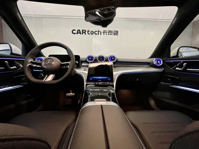 Mercedes-Benz C-Class — Фото автомобиля 13