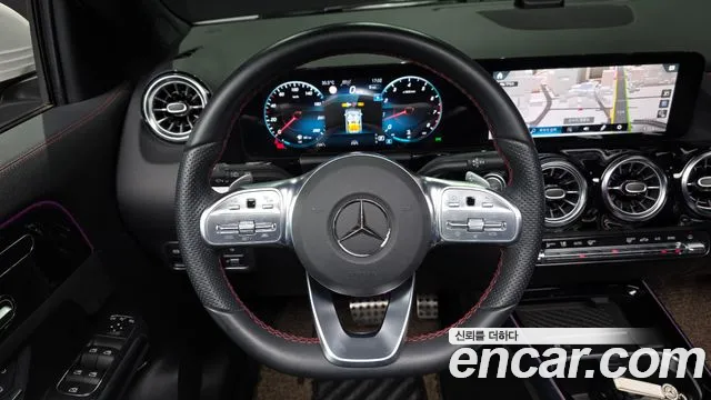 Mercedes-Benz GLA-Class — Фото автомобиля 13