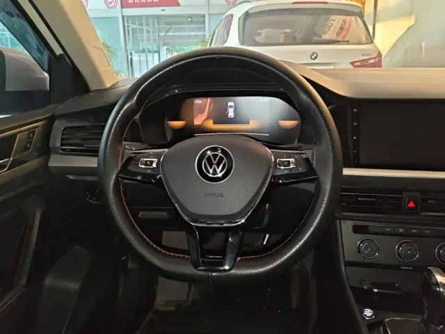 Volkswagen Lavida — Фото автомобиля 10