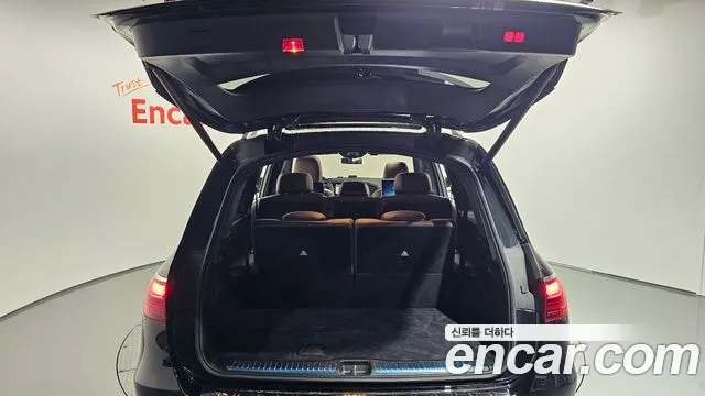 Mercedes-Benz GLS-Class — Фото автомобиля 14