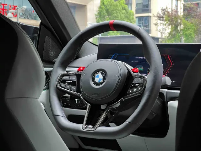 BMW M4 — Фото автомобиля 16