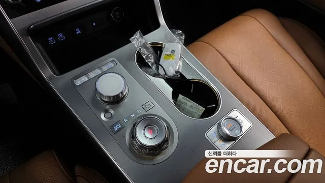 Genesis GV80 2.5T Бензин AWD — Фото автомобиля 9