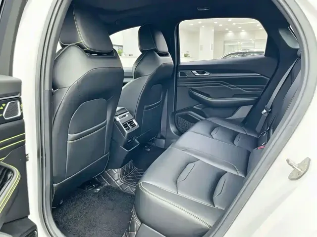 Geely Xingrui — Фото автомобиля 6