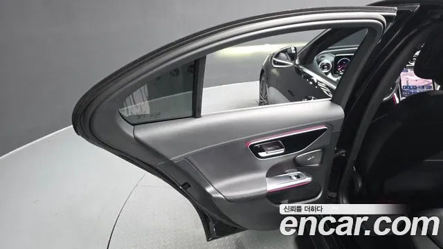 Mercedes-Benz C-Class — Фото автомобиля 17