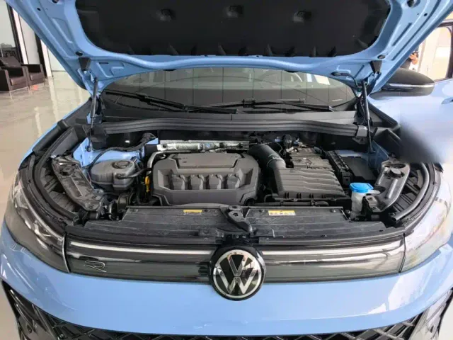 Volkswagen Tiguan L — Фото автомобиля 19