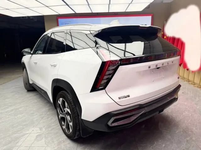 Geely Boyue L — Фото автомобиля 7