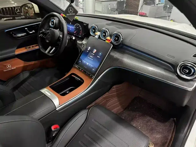 Mercedes-Benz C-Class — Фото автомобиля 20