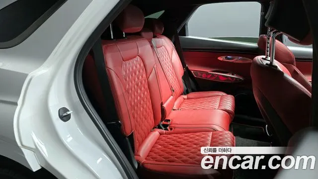 Genesis GV70 2.5T Бензин AWD — Фото автомобиля 12