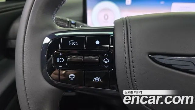 Genesis GV80 — Фото автомобиля 28