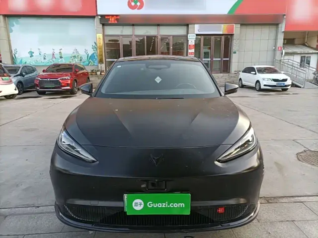 Arcfox Alpha S — Фото автомобиля 2