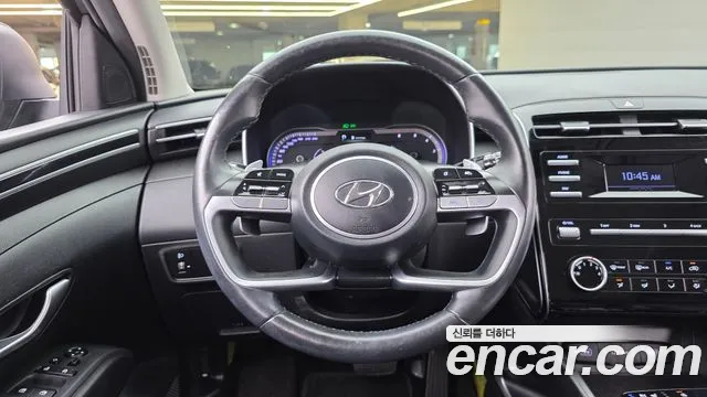 Hyundai Tucson Tucson (NX4) Дизель 2.0 2WD — Фото автомобиля 13