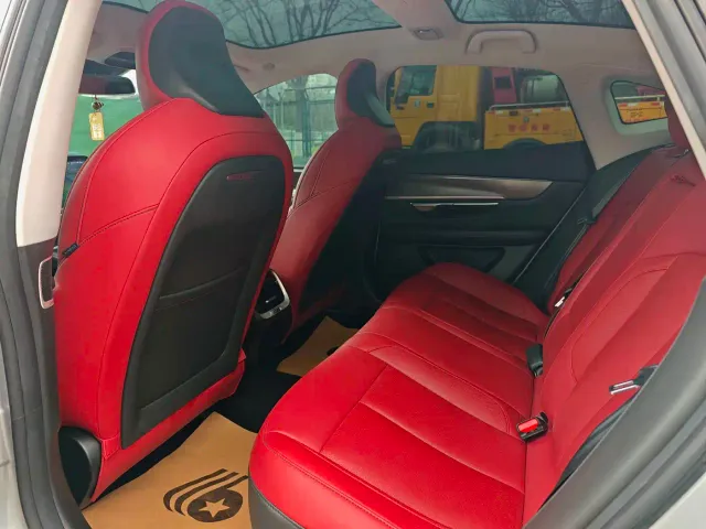 Xpeng P7 — Фото автомобиля 6