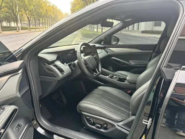 BYD Song L EV — Фото автомобиля 7