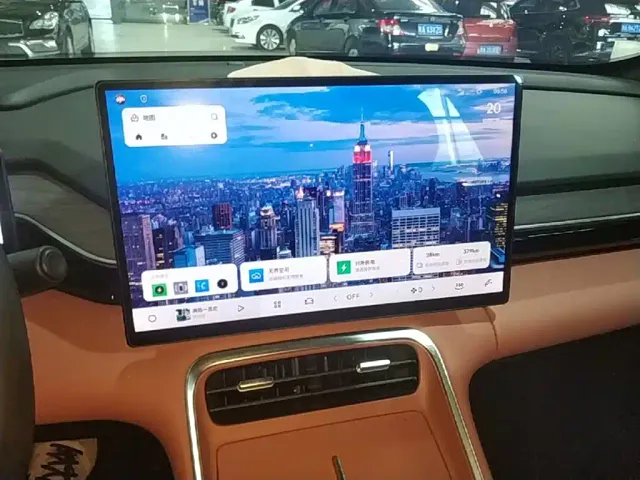 Geely Galaxy L6 — Фото автомобиля 12