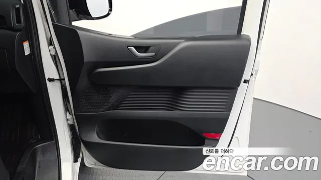 Hyundai Staria — Фото автомобиля 14