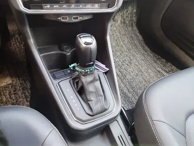 Skoda Rapid — Фото автомобиля 13