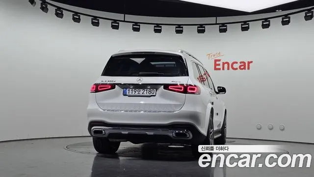Mercedes-Benz GLS-Class — Фото автомобиля 4