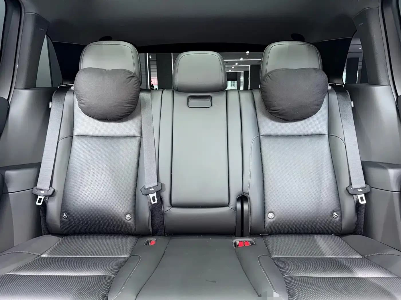 Li Auto Li Auto L7 2023 Pro — Фото автомобиля 8