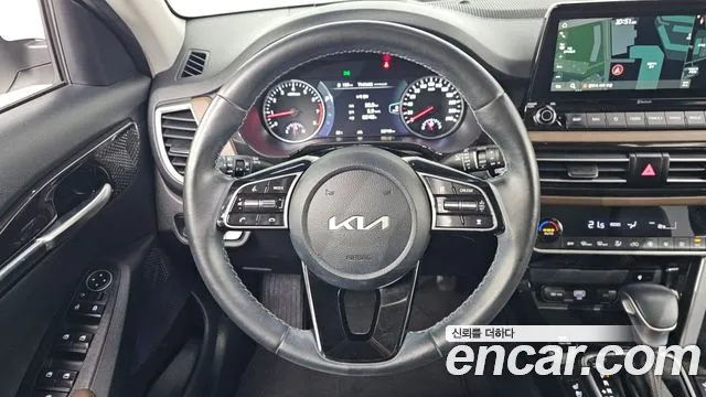 Kia Seltos — Фото автомобиля 13