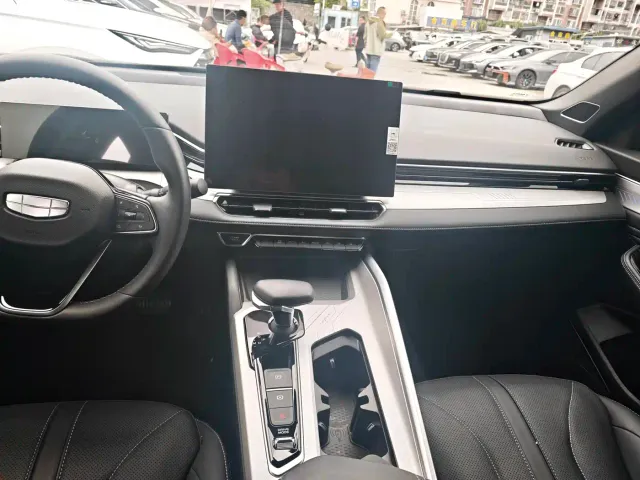 Geely Xingrui — Фото автомобиля 8