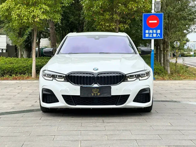 BMW 3 Series — Фото автомобиля 2